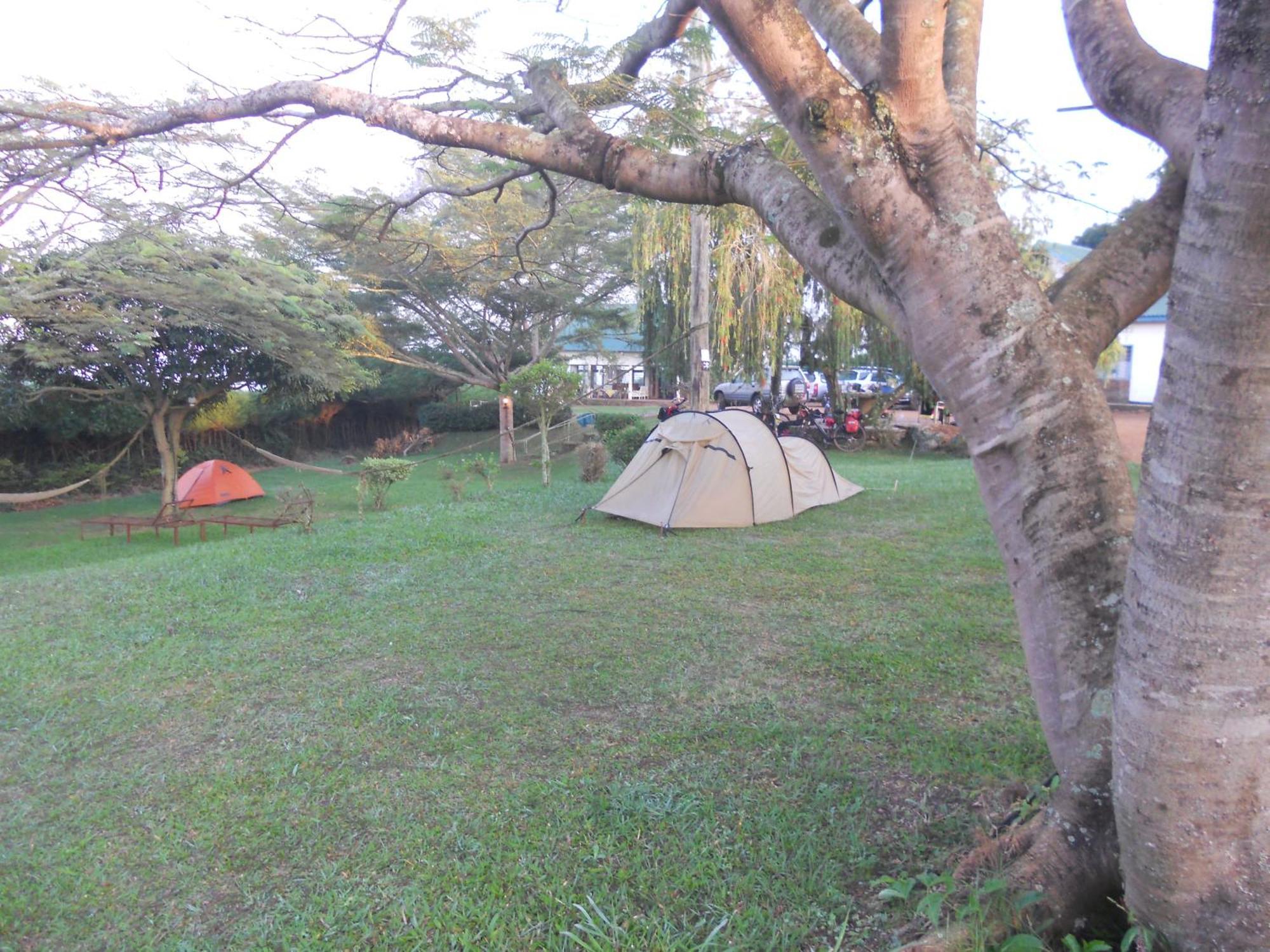 Masaka Backpackers, Tourists Cottage & Campsite Eksteriør bilde