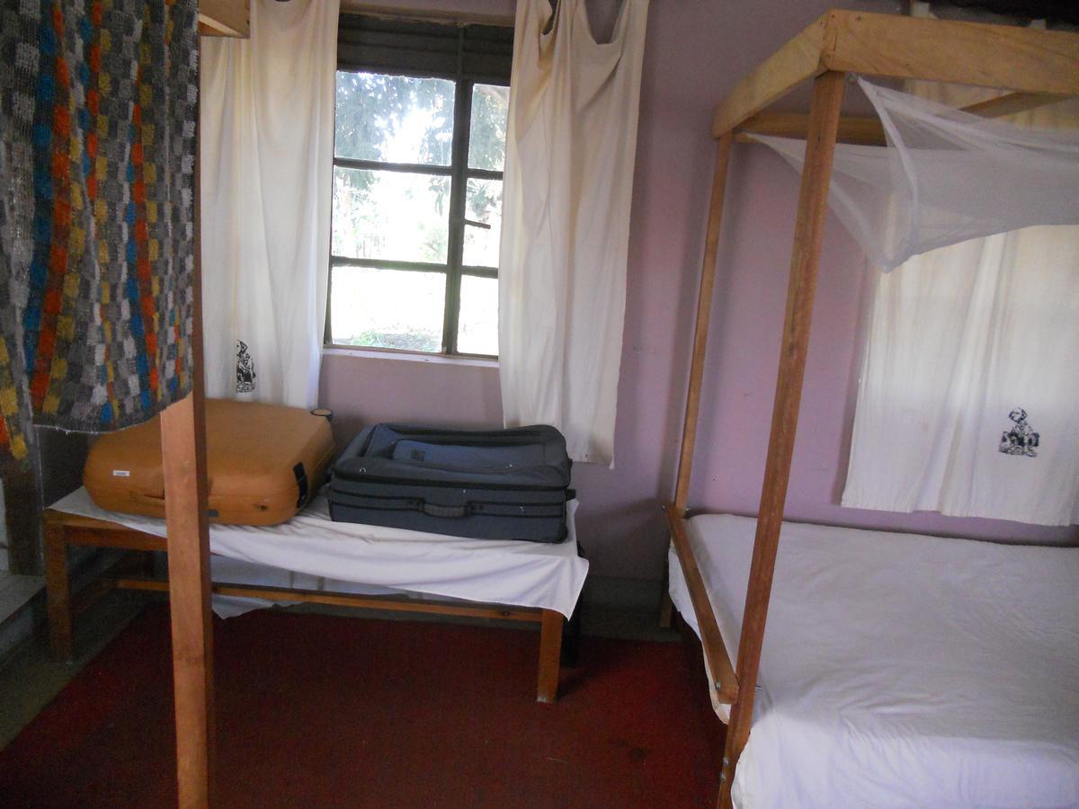Masaka Backpackers, Tourists Cottage & Campsite Eksteriør bilde